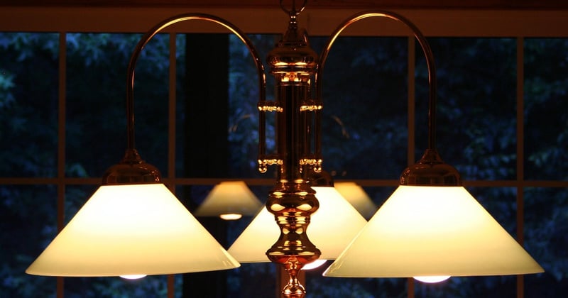 Choisir un luminaire design pour un intérieur haut de gamme